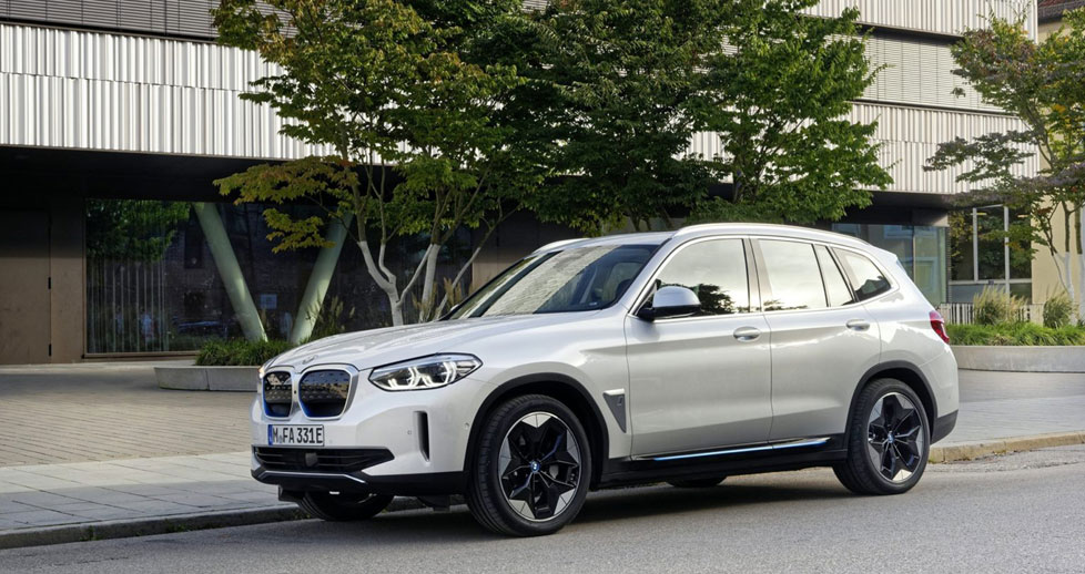 Всё главное о новом кроссовере 2021 BMW iX3 с электрическим приводом