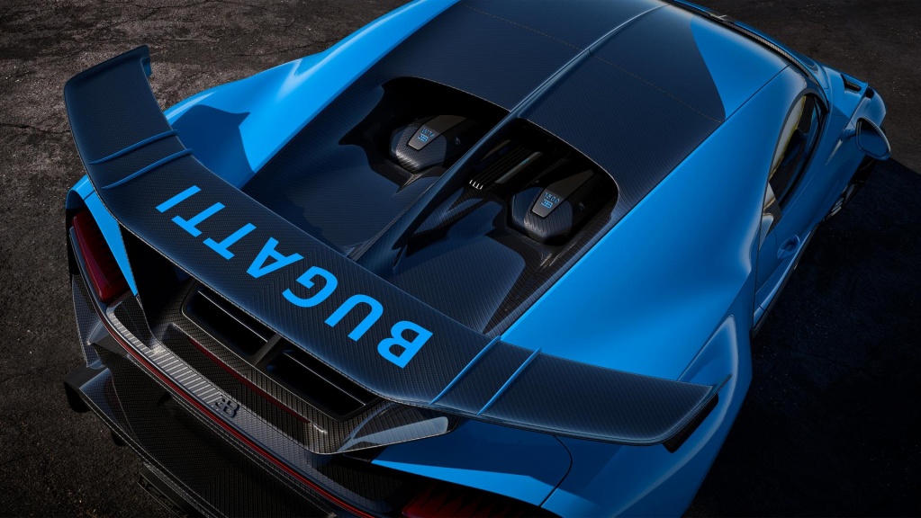 Bugatti-Chiron-Pur-Sport-Rear-Wing.jpg