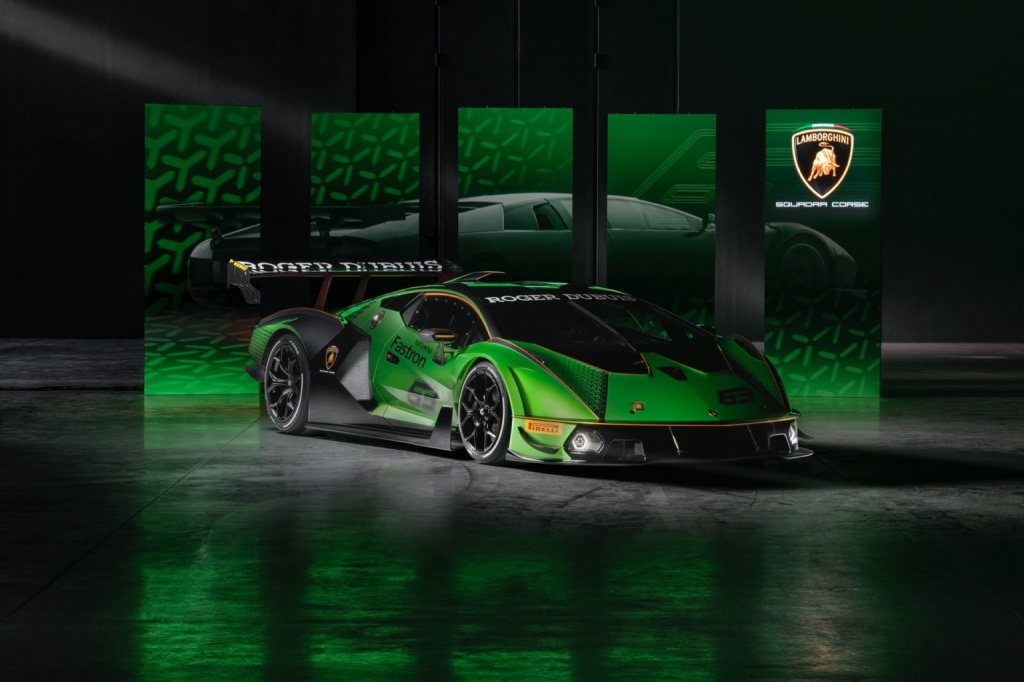 Lamborghini-Essenza-SCV124-1536x1024.jpg
