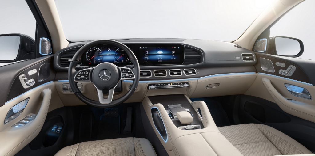 2020-Mercedes-Benz-GLS-53.jpg