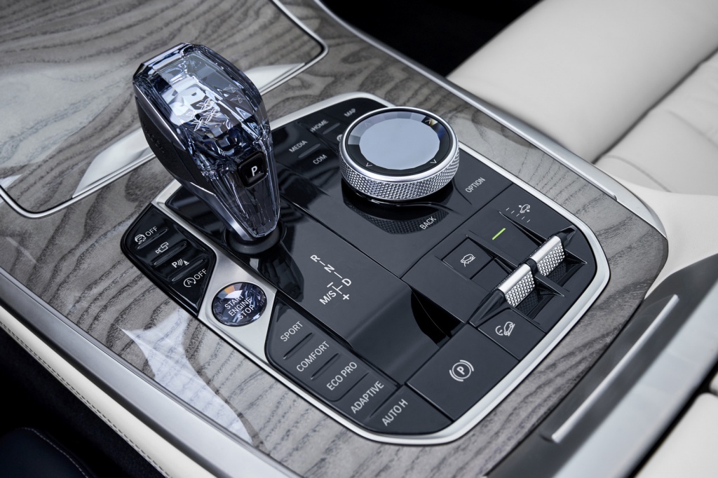 2019-BMW-X7-Interior-2.jpg